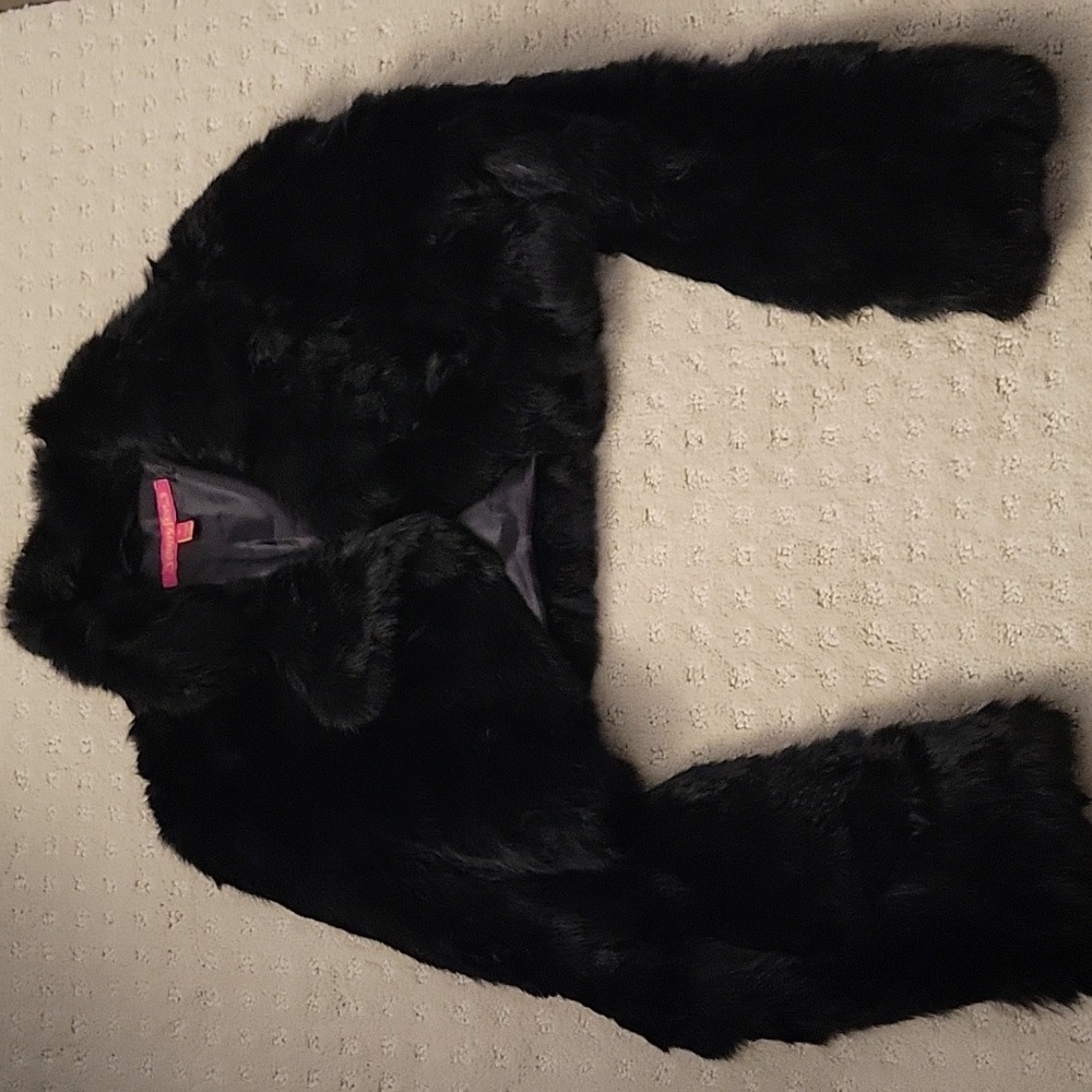 VINTAGE Chic Black Faux Fur Jacket